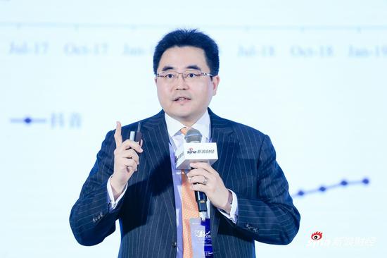 嘉实基金总经理经雷