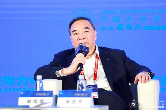 宋志平谈贸易保护升温:不能糊涂 不能自己关起门来 宋志平谈贸易保护升温:不能糊涂 不能自己关起门来