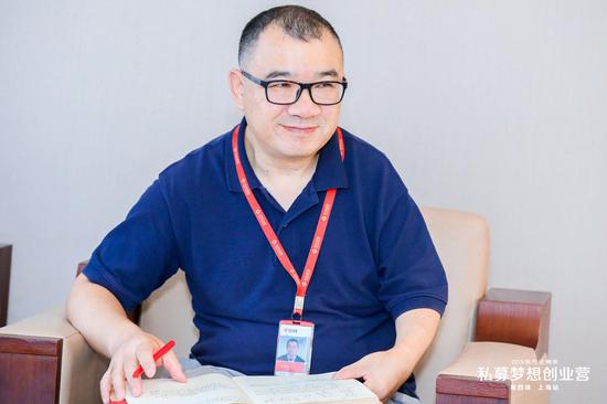 A组评委:东方证券财富管理业务总部执行董事冯玉明
