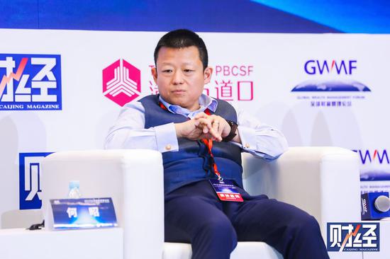 葡京会真人娱乐_港警新“一哥”首发声:保护好同事,尽快恢复社会秩序