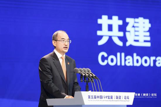 连发娱乐28官方网站-品味剪纸魅力 店子镇中心幼儿园开展剪纸活动