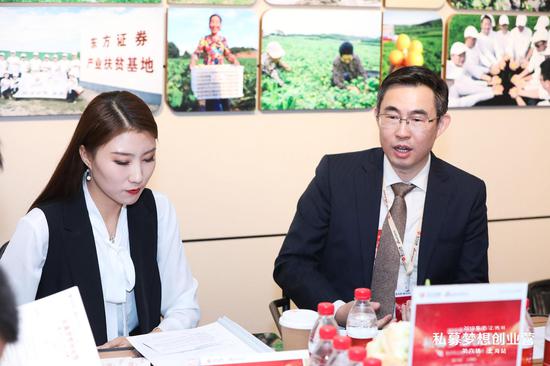 「美高梅正规网赌」城管都惊呆了!令人拍案叫绝的街头艺术