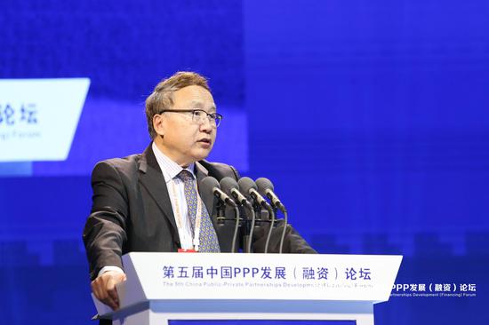 皇冠轮盘游戏|调查显示越来越多德国年轻人吸食大麻