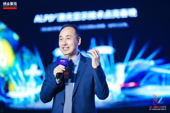 凯发k8娱乐真人娱乐,老人临终前,身体可能会有3种表现,多陪陪他们