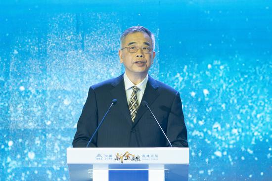 中国互联网金融协会会长 李东荣