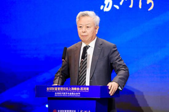 亚洲基础设施投资银行行长金立群