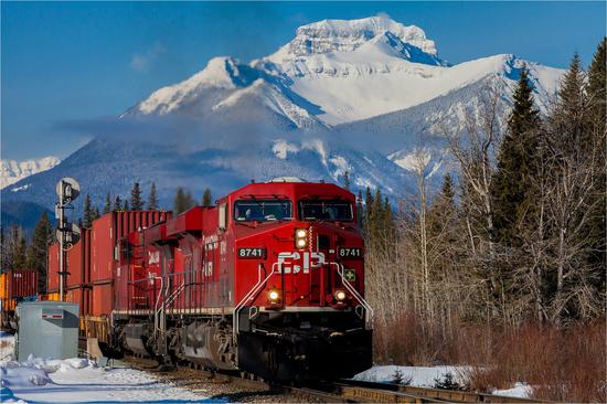 290亿美元收购美企加拿大太平洋公司想连通北美铁路