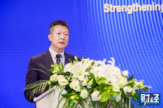 我国首列市域动车组在中车四方下线