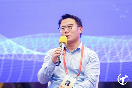 短剧贺伟，时代之光下的影视新星