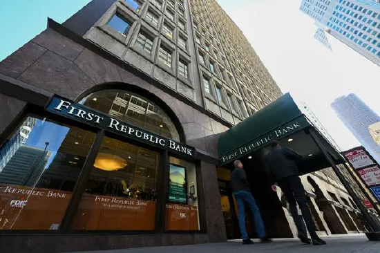 美联储议息前政府主导的银行营救行动未能让市场安心