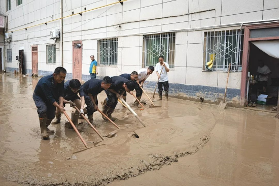 邮储银行闻“汛”而动 全力筑牢防汛救灾“金融防线” 第1张 邮储银行闻“汛”而动 全力筑牢防汛救灾“金融防线” 第1张