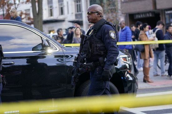 美国两名国民警卫队成员在白宫附近遇袭