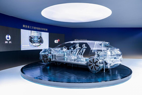 双里程碑!比亚迪新能源车量产达1500万,腾势N8L“两王三超”定义家庭豪华新标杆