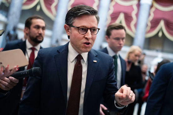 约翰逊驳斥共和党濒危议员对医保问题的担忧