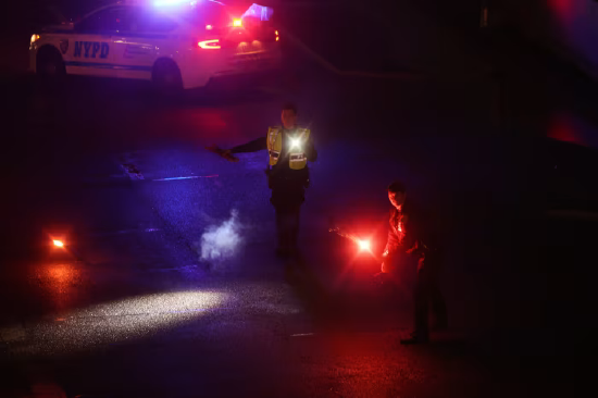 拉瓜迪亚机场因跑道碰撞事故关闭,两名飞行员遇难