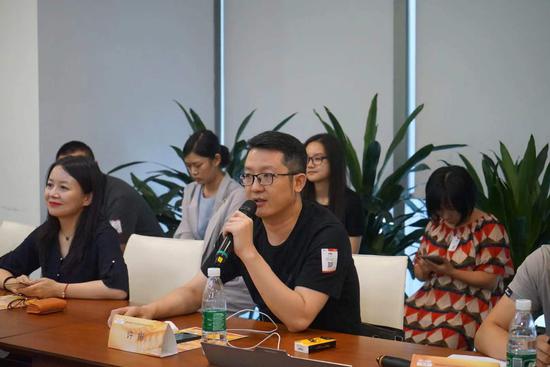 游族网络董秘 许彬