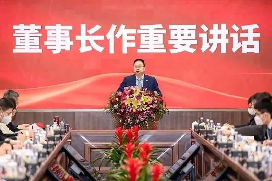 增持100万，计划花10亿！姚振华真的有钱吗？