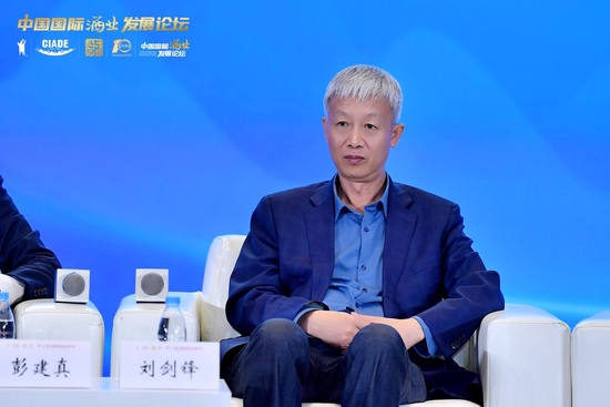 歌德盈香拍卖公司总经理刘剑锋：越来越多的人喜欢陈年中国名酒