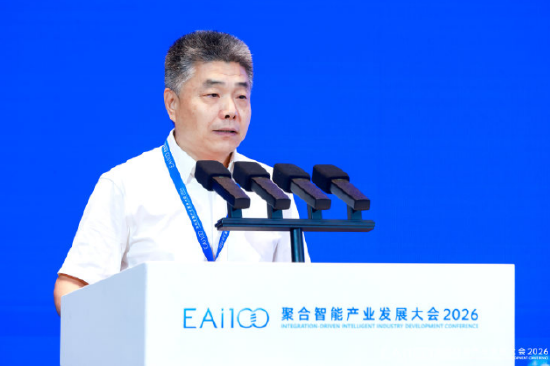 靳兵:2027-2028年具身智能迎来规模化渗透,2030年后全民普及