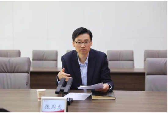 西凤酒人事变动|少壮派张周虎取代酿酒大师贾智勇成为西凤总经理