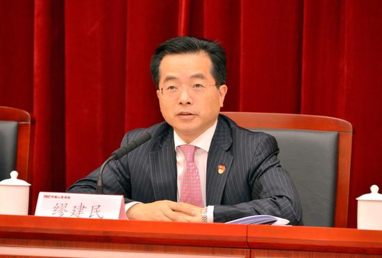 集团党委书记,董事长缪建民同志作主题讲话,集团党委副书记,总裁白涛