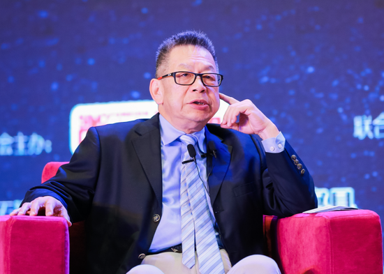 最新时事评论员 CVt--hnknmqw8432578.png