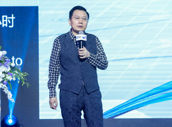 红星美凯龙家居集团股份有限公司董事长车建新