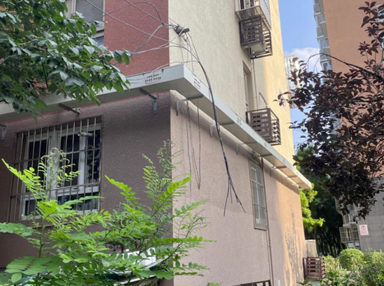 (小区的宽带网线已被剪断)