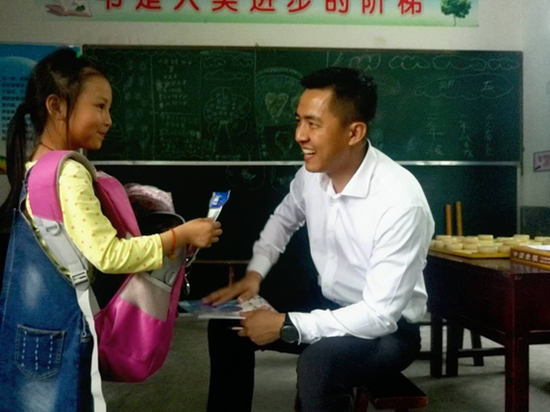 中国建设银行:2018金融企业优秀扶贫个人推荐