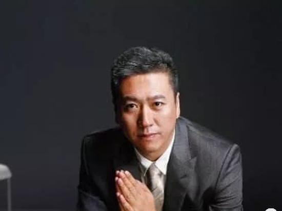中泰信托董事长_董事长办公室图片