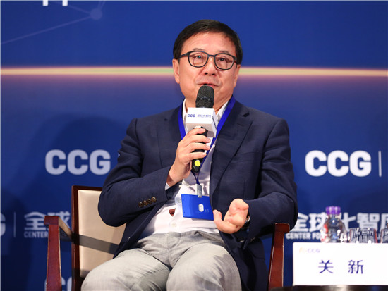 寬資本控股有限公司董事長，CCG 副主席關新