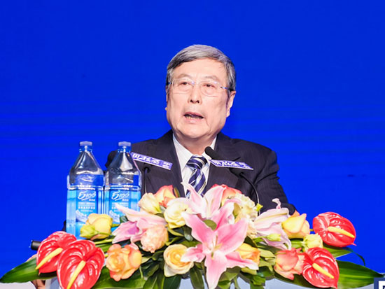 第十届、十一届全国政协副主席，全国工商联名誉主席黄孟复