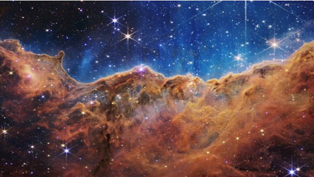 这是美国航天局7月12日公布的詹姆斯·韦布空间望远镜拍摄的宇宙图像。新华社发(美国航天局供图)