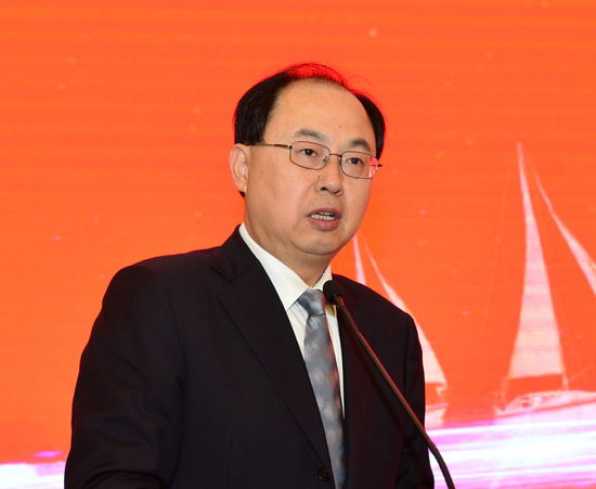 中国期货业协会会长 王明伟
