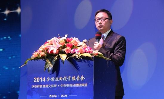 大妈肉体战完胜宋鸿兵货币战 - 新浪移动