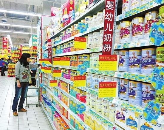 中国人海外 抢奶粉 受辱谁之过?|奶粉|限奶令|食