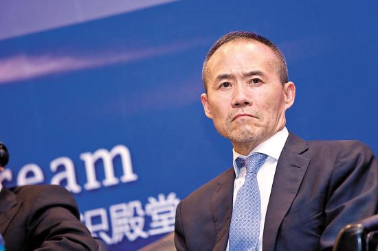 为什么受伤的总是王石|王石|万科|田朴珺