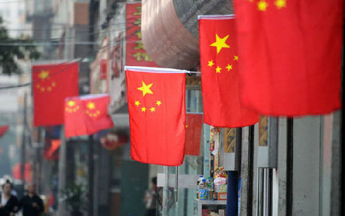 美媒:半数美国人认为中国是世界头号经济体_美