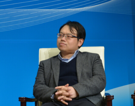 “金麟2016量化投资与对冲基金年会”上图为国金基金管理公司总经理助理兼量化投资总监欧阳立