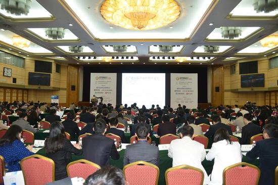 2016（第11届）中国证券投资基金业年会暨资产管理高层论坛定在北京全国人大会议中心召开。本届年会以“开启全球化新征程”为主题。