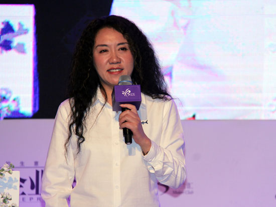 王潮歌:爱上自己才能克服恐慌|2016商界木兰年