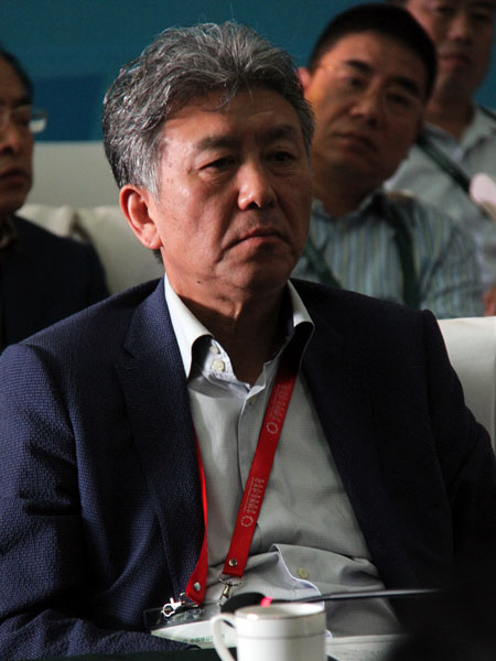 “2016绿公司年会”于2016年4月22日至24日在山东济南举行。上图为东软集团董事长兼首席执行官刘积仁。