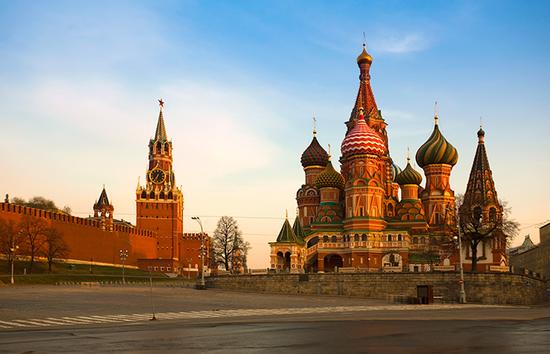 俄罗斯破费超百万美元买莫斯科五一蓝天|