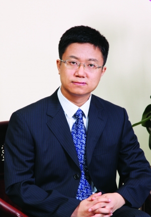 华商集团董事长_广州华商职业学院
