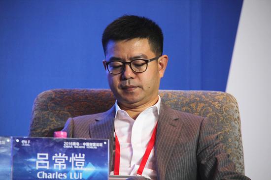 “2016青岛·中国财富论坛”于6月3日-5日在青岛召开。上图为澳帝桦（上海）商贸有限公司总经理吕常恺。（摄影：李彦丽）