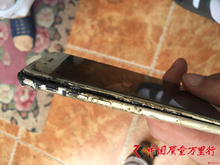 苹果手机自燃