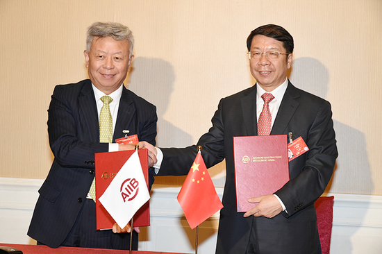 无收入贷款5000_妇女创业贷款助5000多名妇女走上致富路(2)