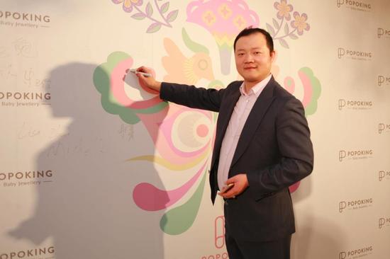 黄俞董事长_董事长办公室图片(2)