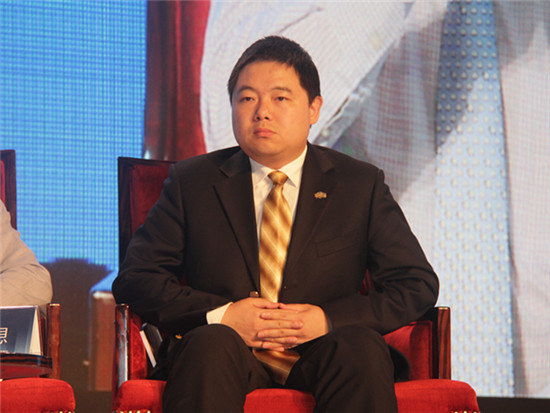 绿地老总黄_黄墙绿地