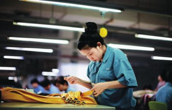 中国传统工业化提前10-15年结束